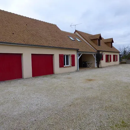 Les Petites Brosses Oda ve Kahvaltı Montbizot